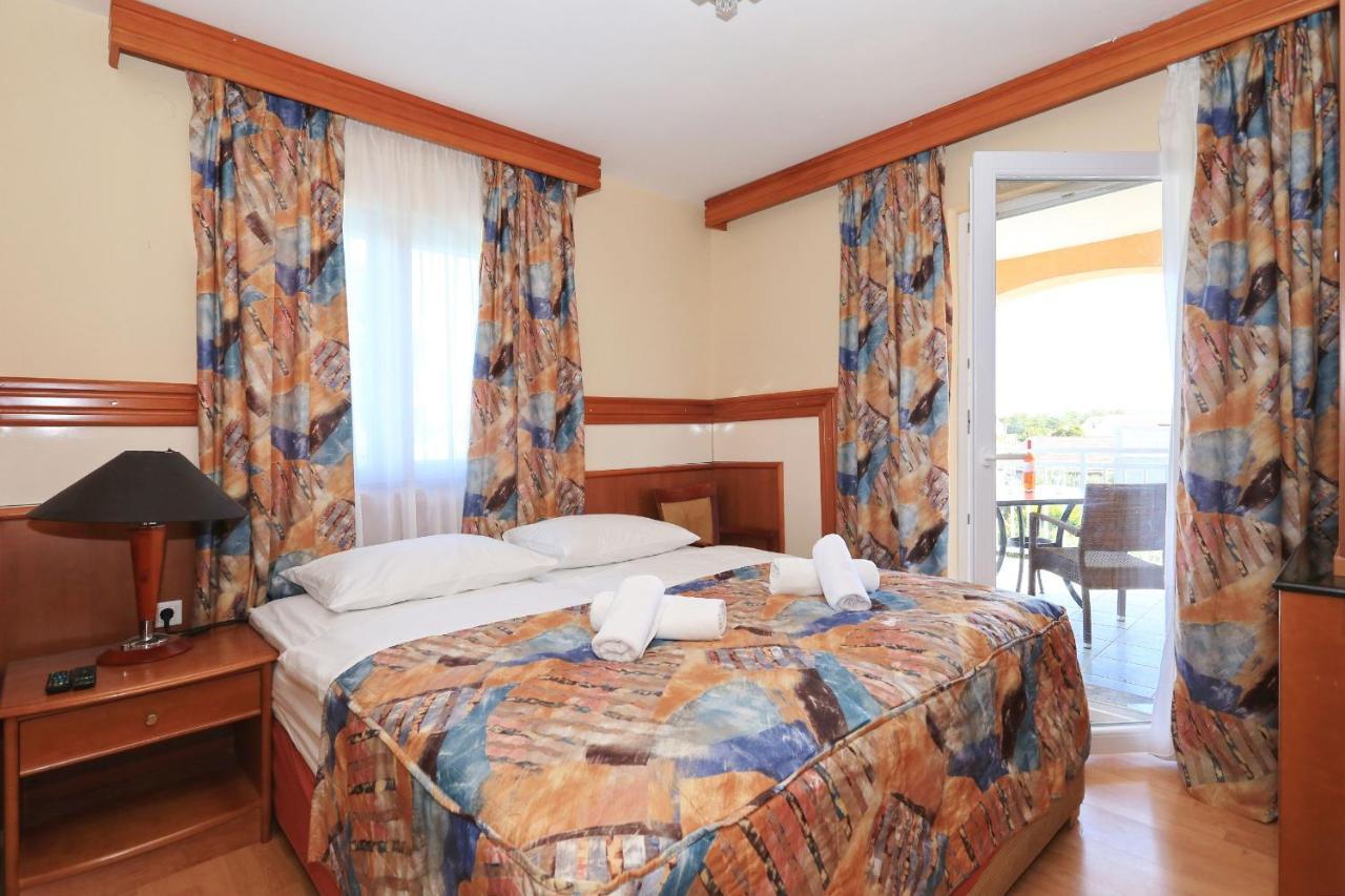 Villa Tade Debeljak Kültér fotó
