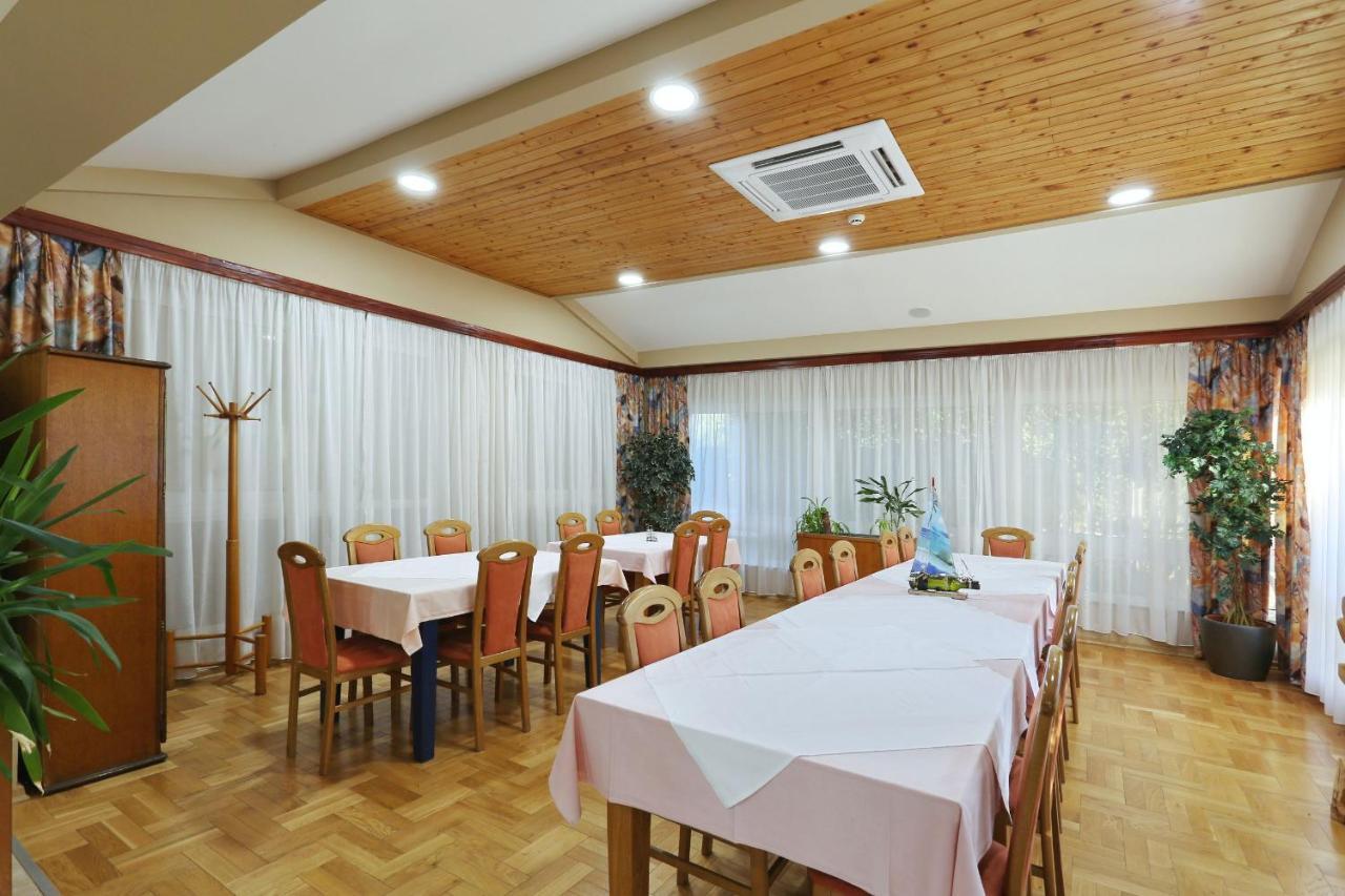 Villa Tade Debeljak Kültér fotó