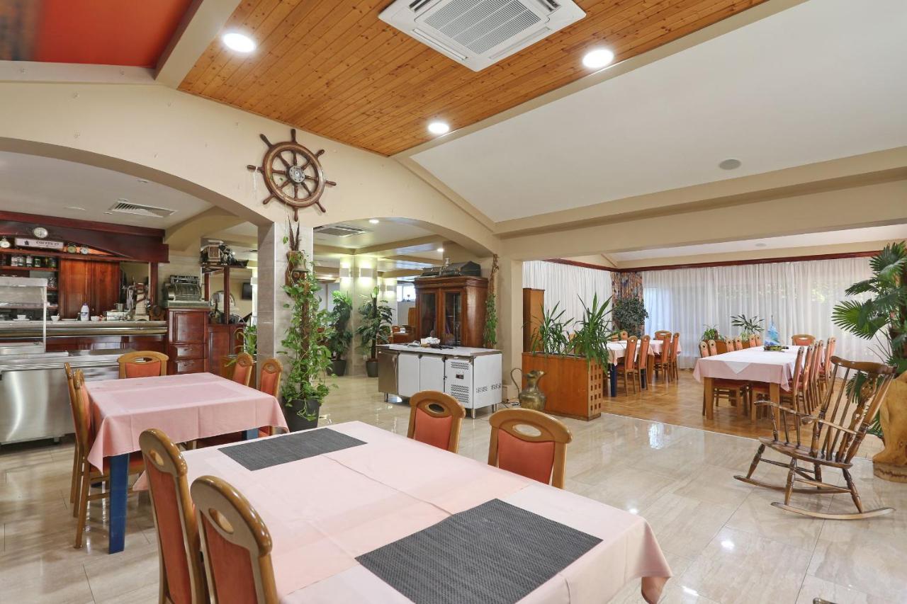 Villa Tade Debeljak Kültér fotó