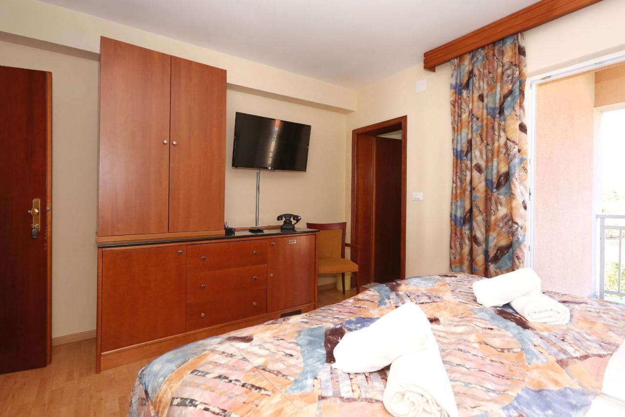 Villa Tade Debeljak Kültér fotó
