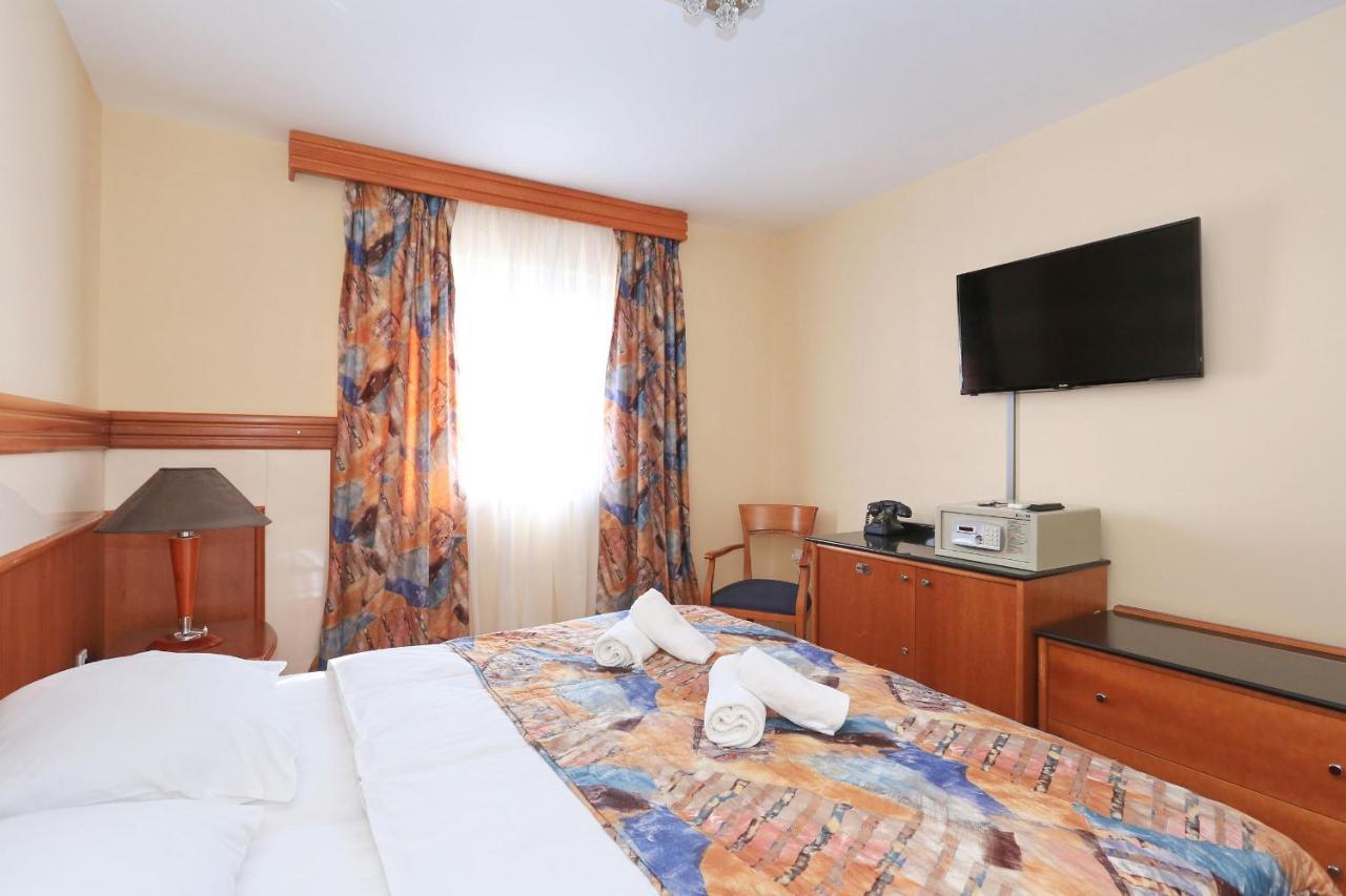 Villa Tade Debeljak Kültér fotó